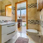 别墅 Vrcevan Modernes Haus Mit Pool 梅杜林