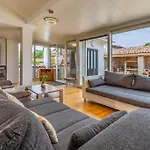 别墅 Vrcevan Modernes Haus Mit Pool
