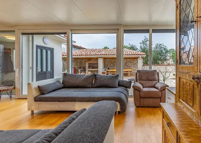 Vrcevan Modernes Haus Mit Pool Villa Medulin