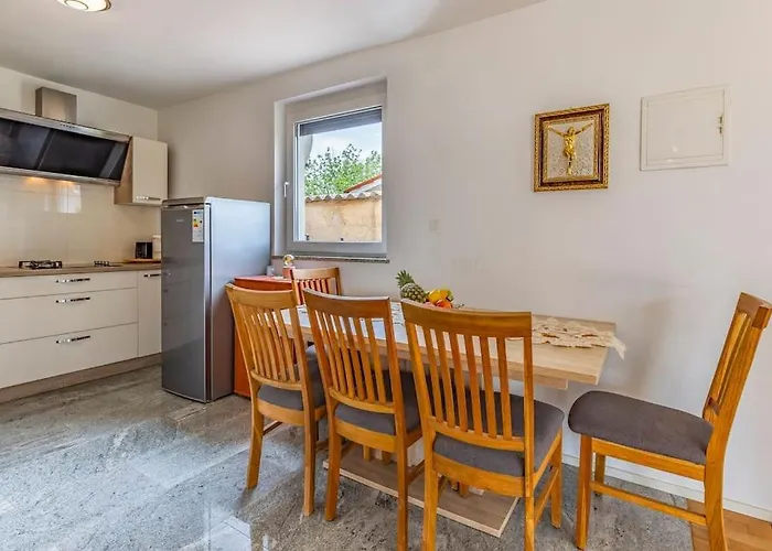 Villa Vrcevan Modernes Haus Mit Pool Medulin